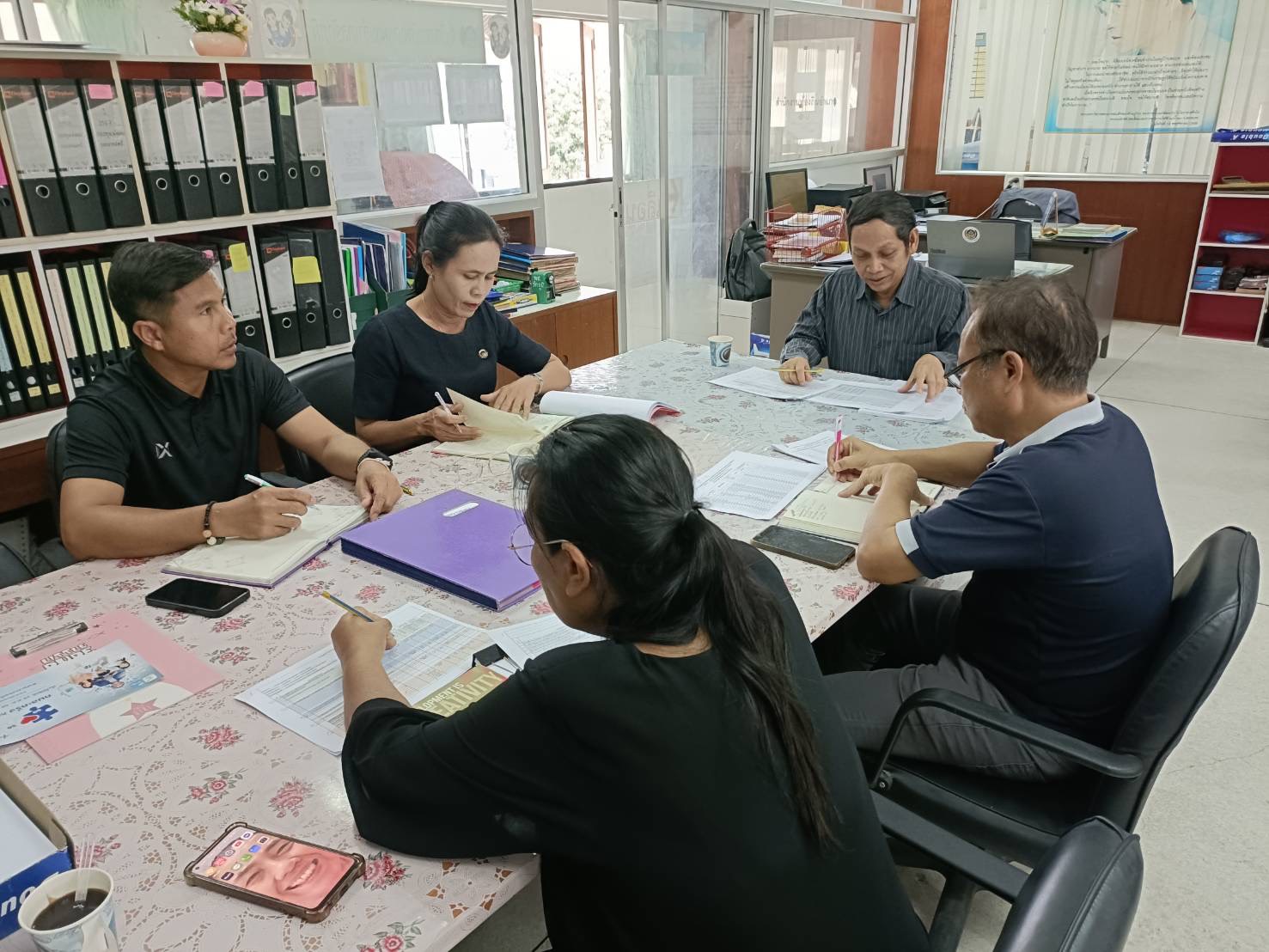 พัฒนาการอำเภอรัตภูมิประชุมเจ้าหน้าที่ฯ ขับเคลื่อนยุทธศาสตร์กรมการพัฒนาชุมชน ปี 2569                                                                                         