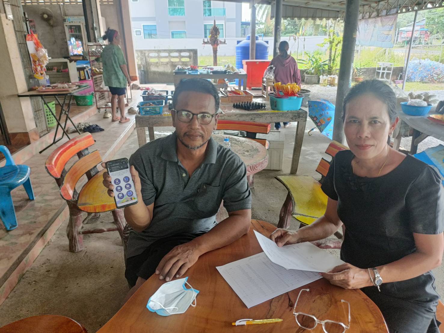 พช.รัตภูมิลงพื้นที่ติดตามการจัดเก็บข้อมูลความจำเป็นพื้นฐาน (จปฐ.)และแปลงโคก หนอง นา ในพื้นที่อำเภอรัตภูมิ