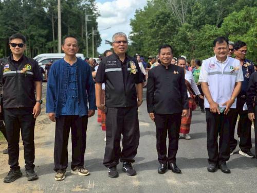 สำนักงานพัฒนาชุมชนอำเภอรัตภูมิ ร่วมต้อนรับคณะกรรมการตรวจคัดเลือก “หมู่บ้านเศรษฐกิจพอเพียง อยู่เย็น เป็นสุข” ระดับจังหวัด